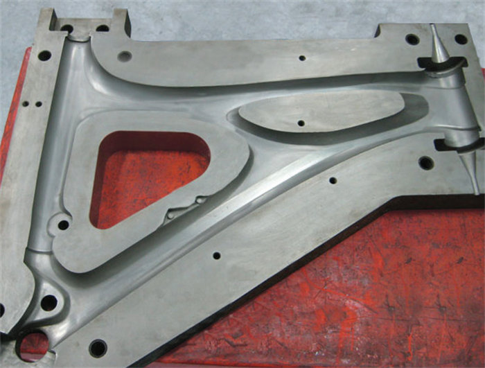 告別撬動刮擦與重復涂覆！Stoner G471碳纖維脫模劑讓零件&ldquo;自行脫落&rdquo;，效率提升超10倍